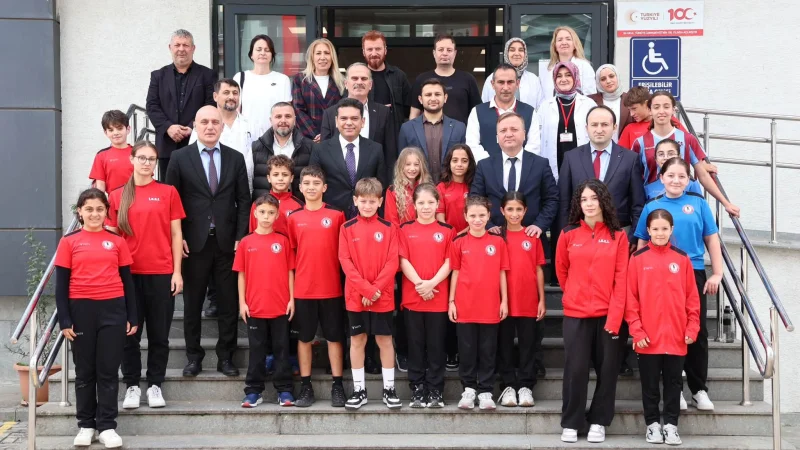 Akçaabat Kaymakamı Abdullah Şahin'den Spor Okullarına Ziyaret