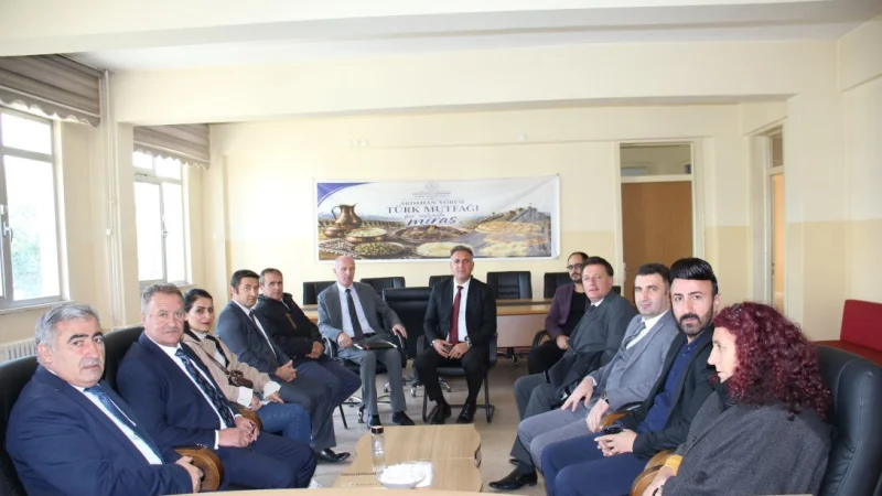 Ardahan'da Hayat Boyu Öğrenme Vizyonu Masaya Yatırıldı