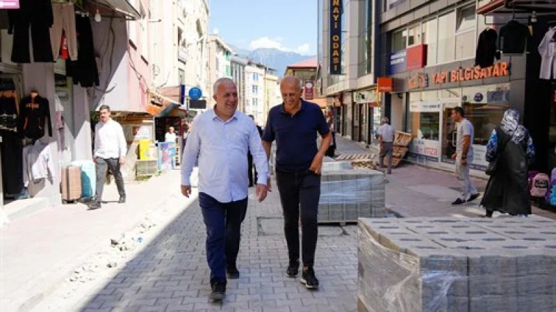 Artvin'de Devam Eden Altyapı ve Park Çalışmaları İncelendi