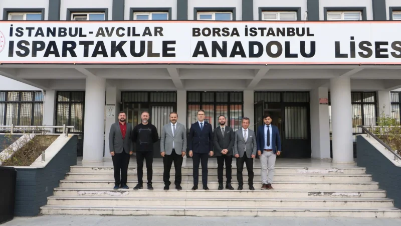 Avcılar Kaymakamı Dr. Orhan Burhan'dan Borsa İstanbul Ispartakule Anadolu Lisesi'ne İnceleme