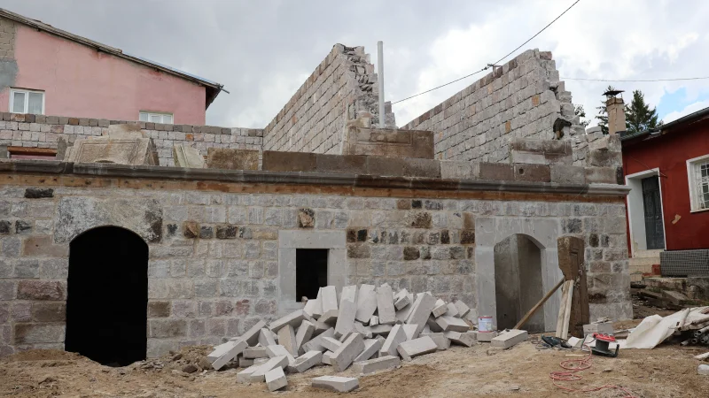 Bünyan'da Tarihi Konak Restorasyon Çalışmaları Sürüyor