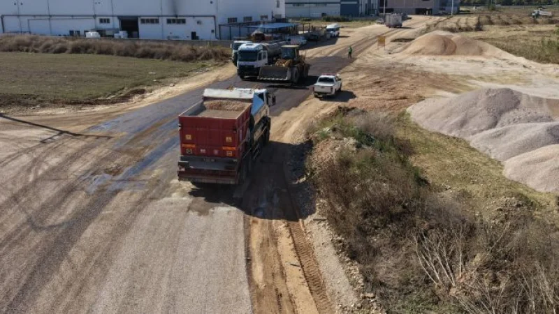 Bursa Büyükşehir Belediyesi İnegöl'de 7 Kilometrelik Yeni Yol Çalışması Başlattı