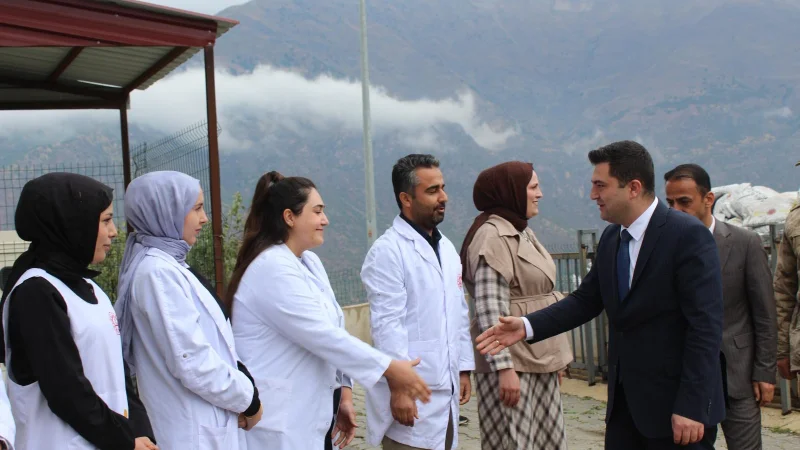 Çatak Kaymakamı Abdullah Sarı'dan Kıyıcak İlkokulu'na Ziyaret