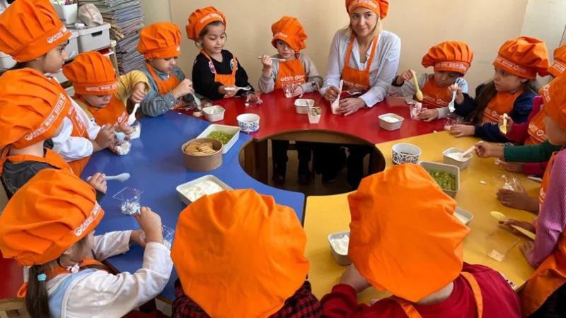 Fatih'te Minik Şefler Sağlıklı Beslenme İçin Mutfakta Buluştu