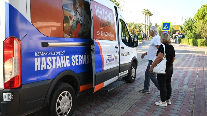 Kemer Belediyesi'nden evde bakım hizmeti: Yüz binlerce vatandaşa destek