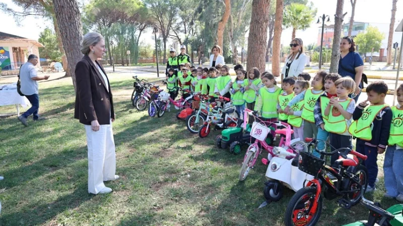 Nazilli'de Minik Öğrencilere Uygulamalı Trafik Eğitimi