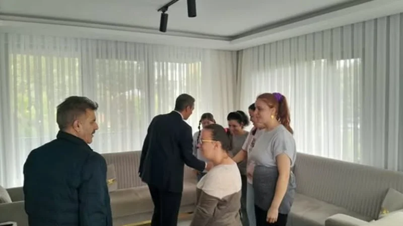 Sinop'ta Engelsiz Yaşam Merkezi ve Umut Evleri'ne Denetim Ziyareti