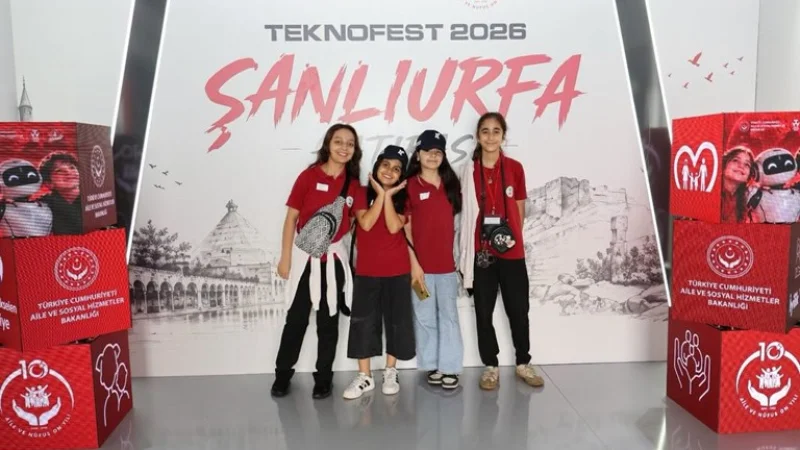 TEKNOFEST Şanlıurfa'da Aile ve Sosyal Hizmetler Bakanlığı standına yoğun ilgi