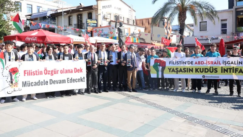 Antalya'da Eğitim Camiasından Gazze İçin 'Sessiz Çığlık' Yürüyüşü