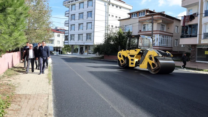 Çerkezköy'de Sıcak Asfalt Çalışmaları Sürüyor