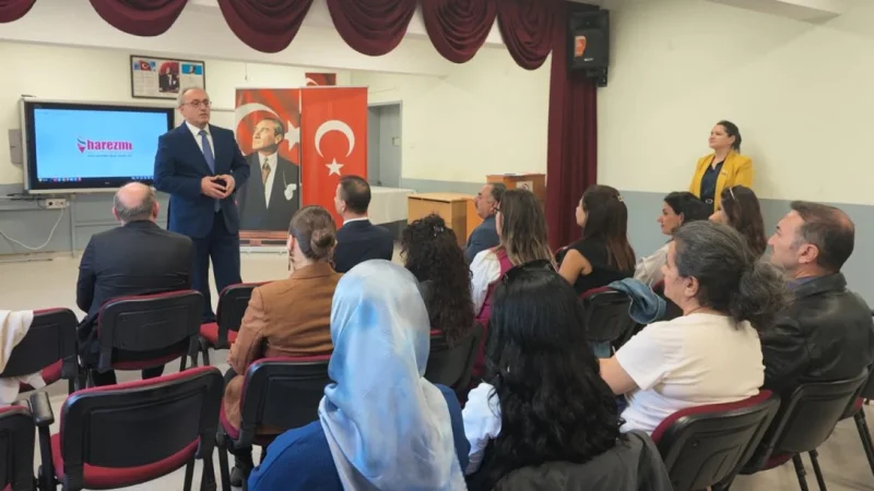 Edirne'de Öğretmenlere Harezmi Eğitim Modeli Eğitimi