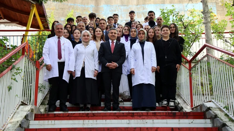 Gümüşhane Valisi Cevdet Atay'dan Okul Ziyaretleri