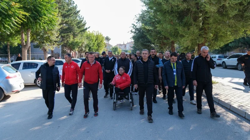 Karaman'da Amatör Spor Haftası Kortej Yürüyüşü ile Başladı