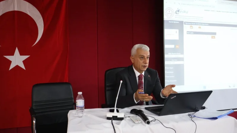 Karaman'da Okul Yöneticilerine Dijital Sistemler Eğitimi
