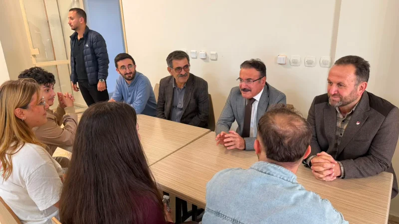 Karamürsel Kaymakamı Kemal İnan'dan Gazanfer Bilge Öğrenci Yurdu'na Ziyaret