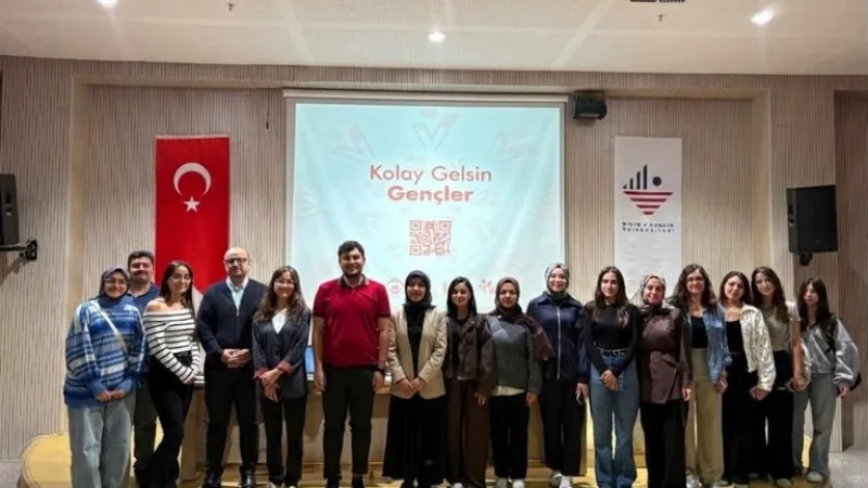 Kilis'te Üniversite Öğrencilerine 'İyilik Var' Mobil Uygulaması Tanıtıldı