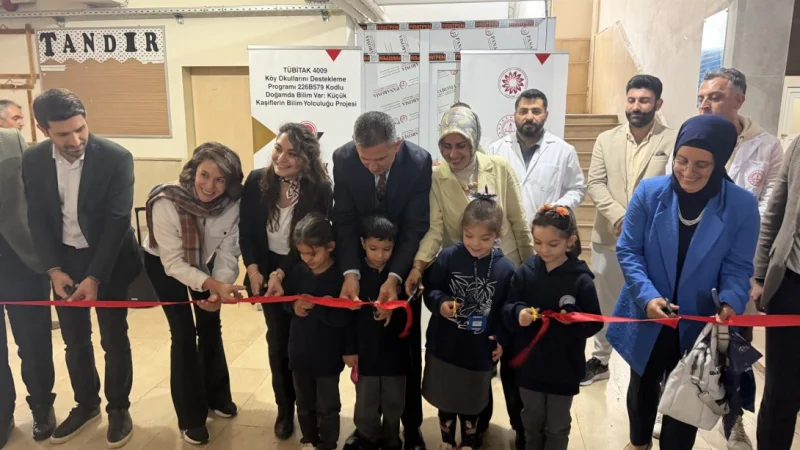Muş'ta Köy Okulu Öğrencileri İçin Bilim Yolculuğu Başladı