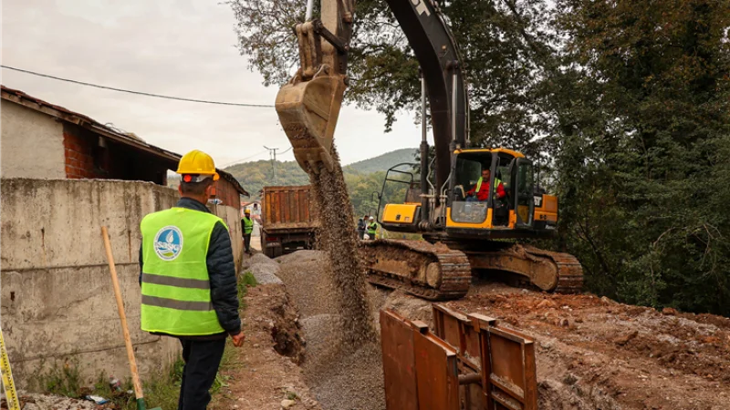 Sakarya'da 40 Milyon Liralık Altyapı Yatırımının Yüzde 30'u Tamamlandı