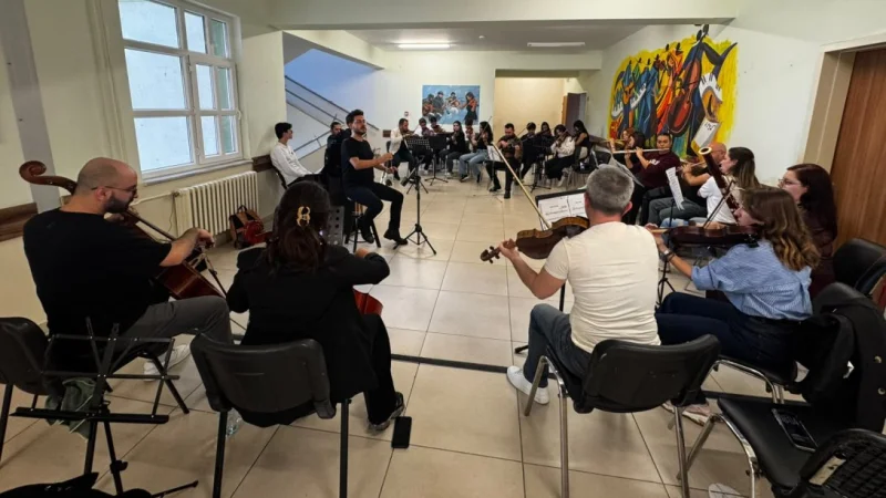 Tekirdağ Maarif Orkestrası ilk provalarıyla sanat yolculuğuna çıktı