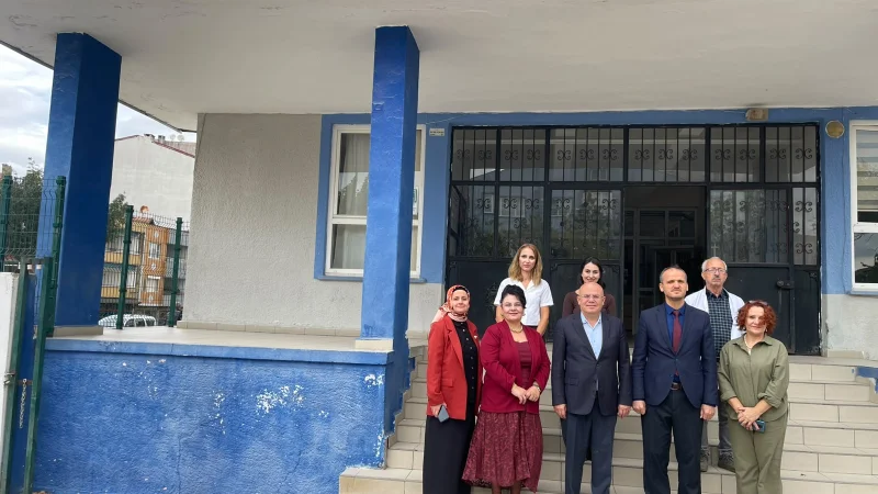 Uzunköprü Kaymakamı Muammer Köken'den Kız Meslek Lisesine Ziyaret