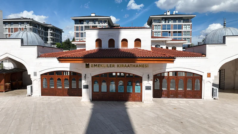 Zeytinburnu'nda Emekliler Kıraathaneleri Yaygınlaşıyor