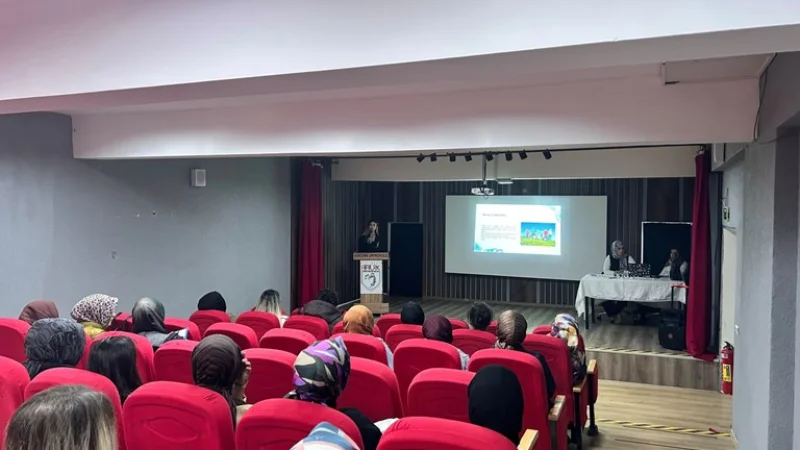Zonguldak'ta Velilere Yönelik 'Okul ve Aile' Modülü Eğitimi Düzenlendi