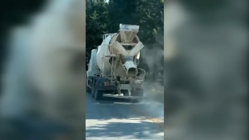 Antalya Kepez'de Yola Harç Döken Beton Mikserine 200 Bin Lira Ceza