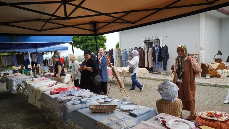 Atakum'da Kadın Emeği Mesleki Eğitimlerle Ekonomiye Kazandırılıyor