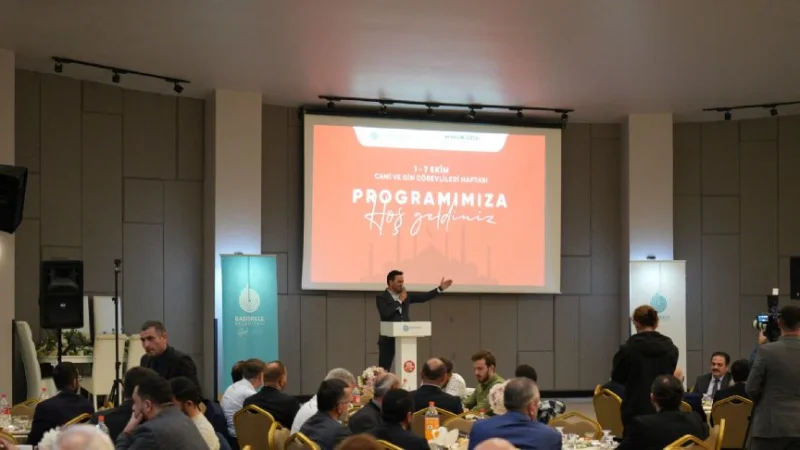 Başiskele'de Camiler ve Din Görevlileri Haftası Dolayısıyla Program Düzenlendi