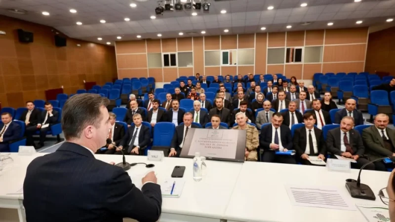 Bitlis İl Koordinasyon Kurulu Toplantısı'nda Güroymak'ın Yatırımları Ele Alındı