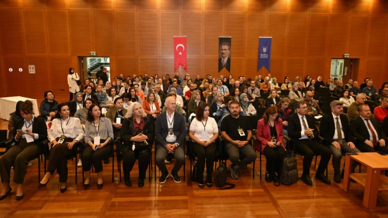 Bursa'da Eğitimciler İçin 'Bağlam Temelli Soru Yazma' Çalıştayı Düzenlendi