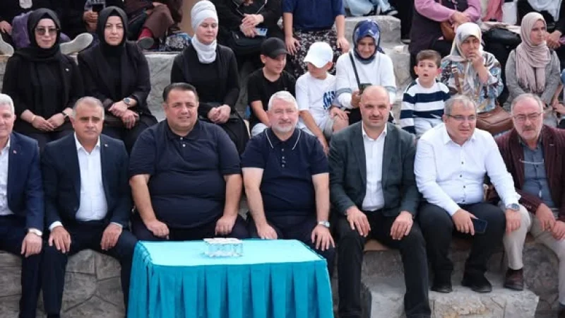 Çorum'da 'Köklerden Gelecege Aile Şenliği' Düzenlendi
