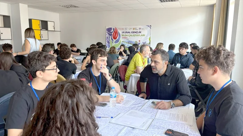 Denizli'de Gençler İklim Değişikliği İçin Çözüm Üretti