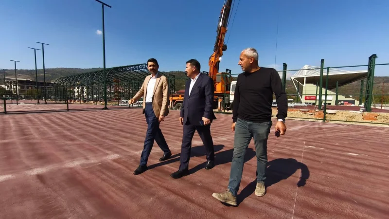 Devrek'te Yeni Spor Tesisi Çalışmaları Sürüyor