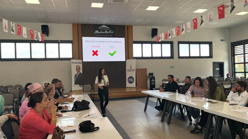 İstanbul'da Kurumlar Arası Koordinasyonla Psikolojik İlk Yardım Eğitimi Verildi