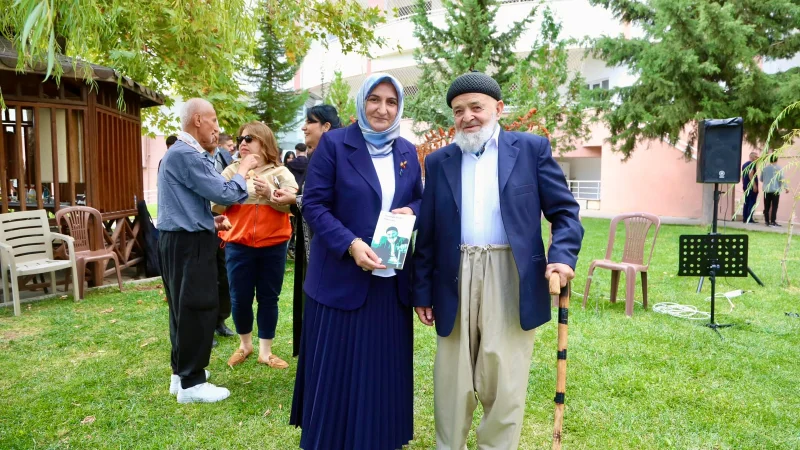Kahramanmaraş'ta Huzurevi Sakinlerine Moral Ziyareti
