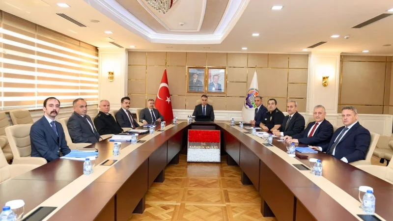 Karabük'te Okul Çevrelerinde Güvenlik Önlemleri Masaya Yatırıldı