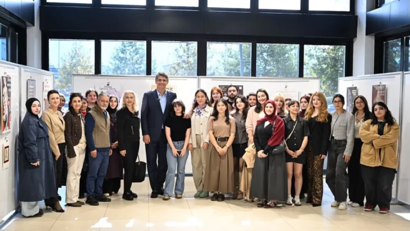 Kartepe Sanat Evi'nde 'Anadolu Müzeleri İllüstrasyonlarla Kültürel Miras' Sergisi Açıldı