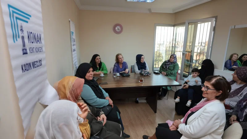 Konak'ta Meme Kanseri Farkındalık Seminerleri Başladı