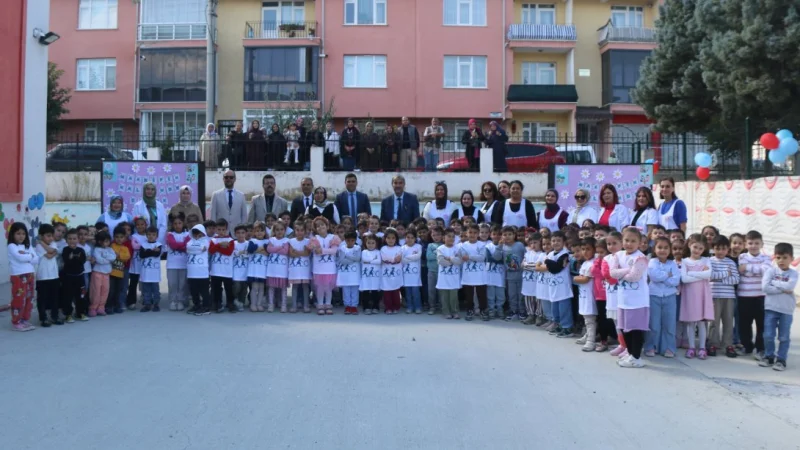 Kütahya'da 'Maarif'in Kalbinde Oyun' Etkinliği: Öğrenciler ve Veliler Bir Araya Geldi