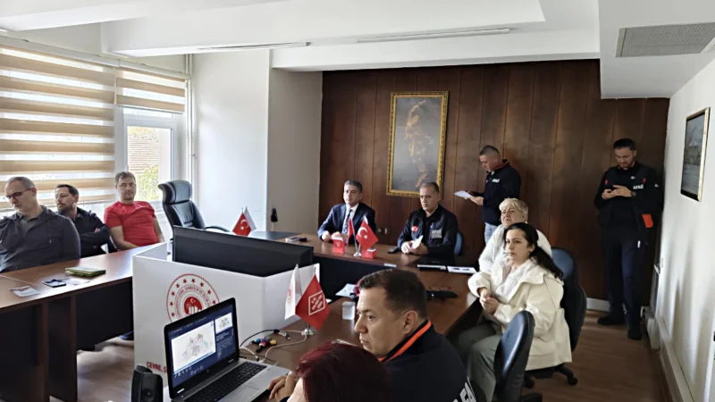 Manisa İl Çevre ve Şehircilik Müdürlüğü'nde Afet Farkındalık Eğitimi