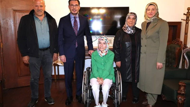Tokat'ta Serebral Palsi Farkındalık Günü'nde Şehit Kardeşi Sevda Akdağ'a Ziyaret