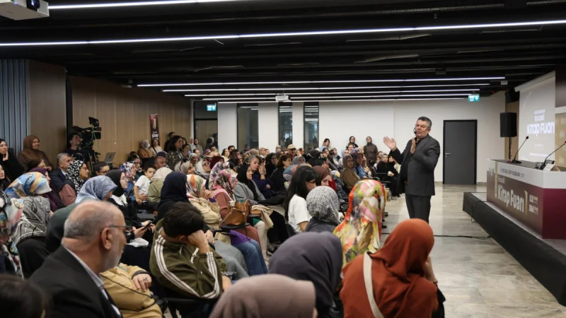 Uluslararası 16. Kocaeli Kitap Fuarı'nda Aile ve İletişim Söyleşisi