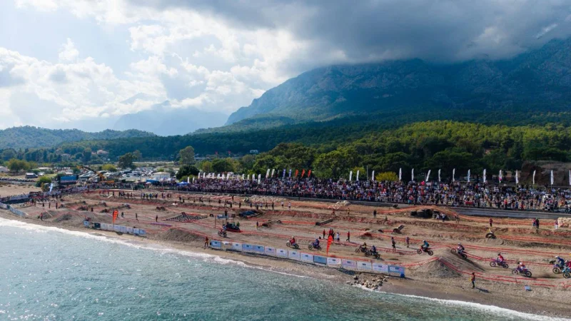 Antalya Kemer'de Sea To Sky Enduro Motosiklet Yarışları Başladı