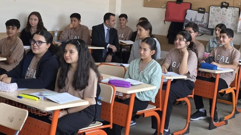 Gölbaşı Kaymakamı Kadir Algın'dan Anadolu Lisesi'ne Ziyaret