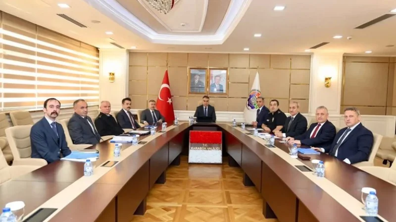 Karabük'te Okul ve Çevrelerinde Güvenlik Tedbirleri Masaya Yatırıldı