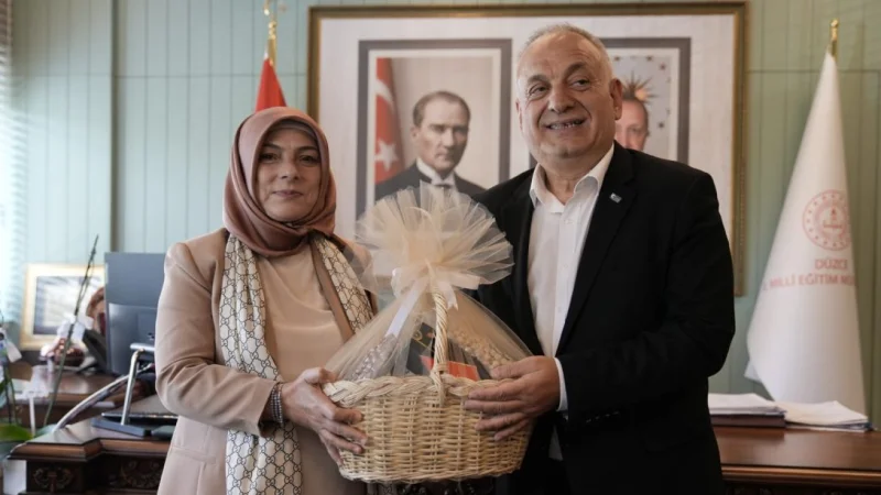Lokman Ayva Düzce'de Özel Eğitim Aileleri ve Eğitimcilerle Bir Araya Geldi