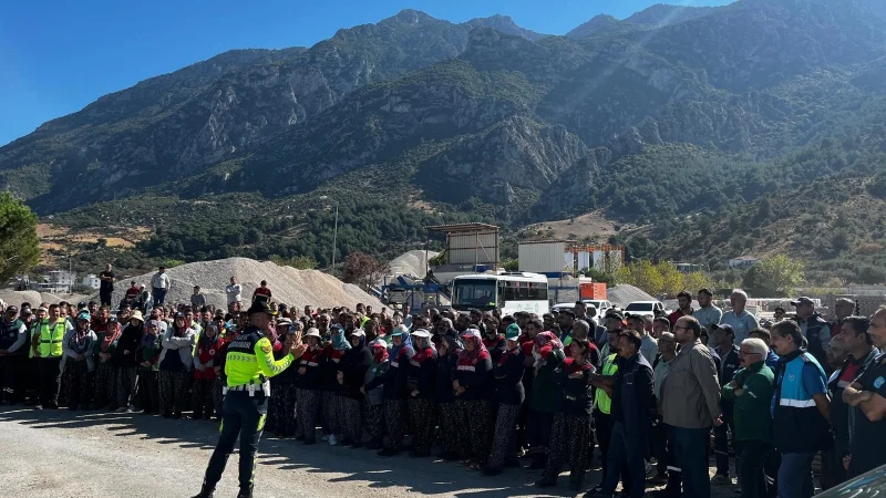 Manisa'da Saha Personeline Yol ve Cadde Çalışmalarında Güvenlik Eğitimi Verildi