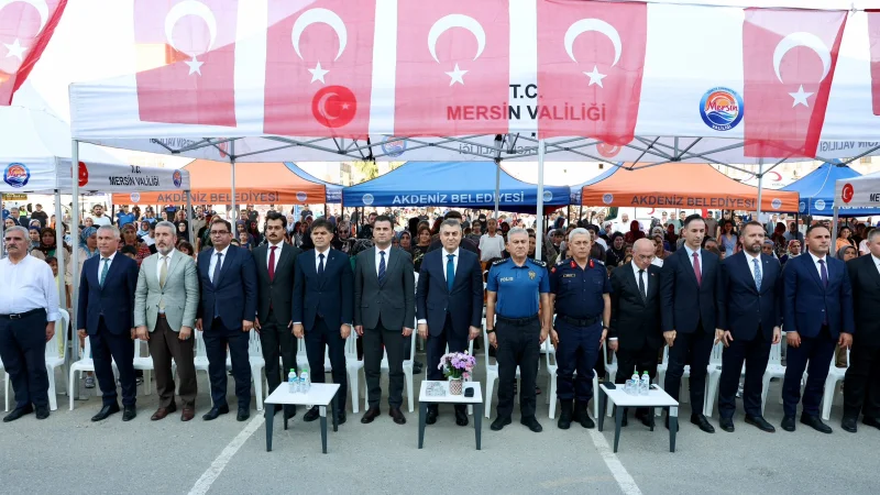 Mersin'de 'Her Mahalle Bir Mersin' Projesi ile Kamu Hizmetleri Vatandaşın Ayağına Gitti