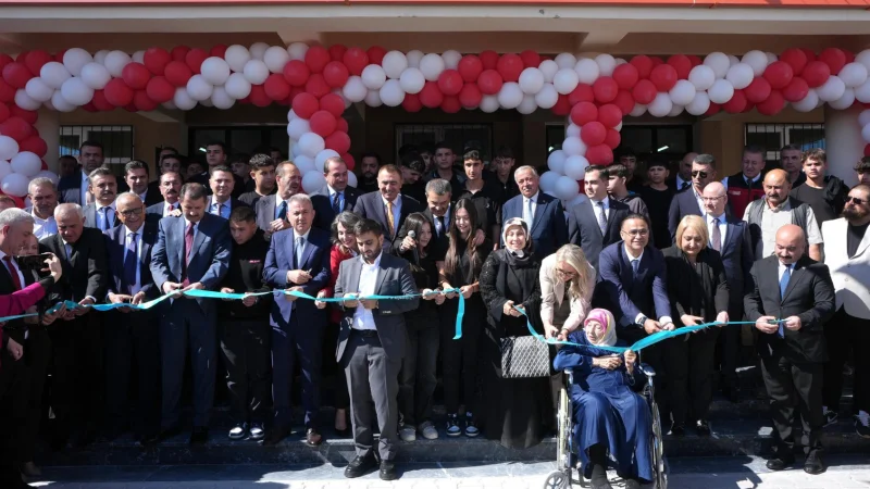 Millî Eğitim Bakanı Tekin, İzmir'de Hayırsever Tarafından Yaptırılan Okulun Açılışını Gerçekleştirdi